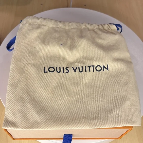 💥LOUIS VUITTON - LV Initiales 40mm Reversible Belt - 90/36 - Picture 8 of 17